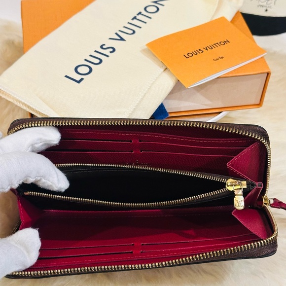Louis Vuitton Monogram Long Zippy Wallet Full Inclusion - Picture 4 of 13